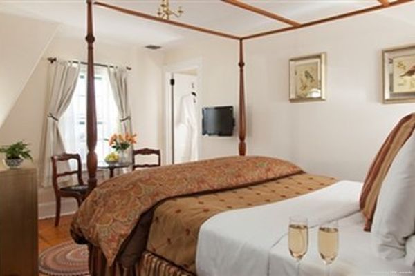 Garden Gables Inn (Lenox)